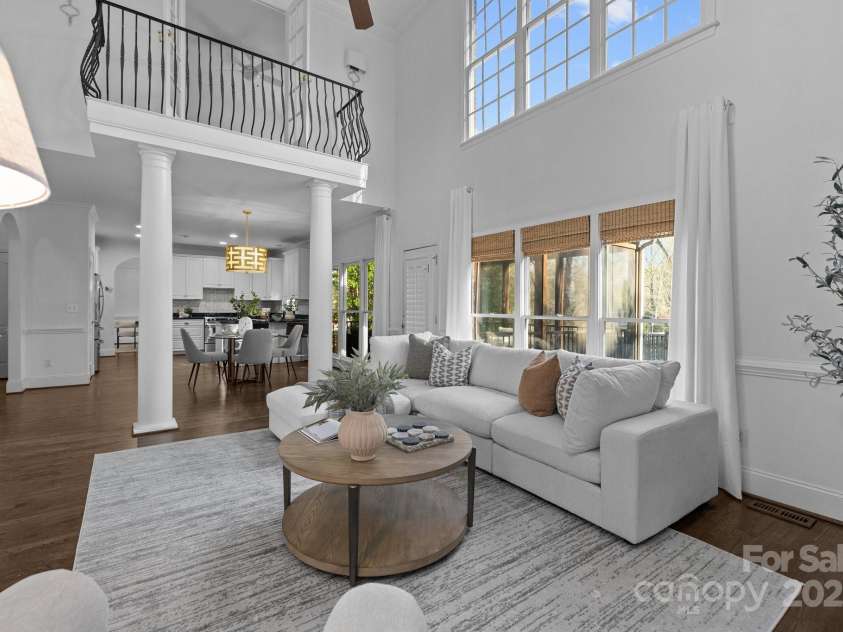 5303 Shasta Hill Court, Charlotte, NC 28211.  MLS# CAR4194738, YatesRealty ID 14138. 