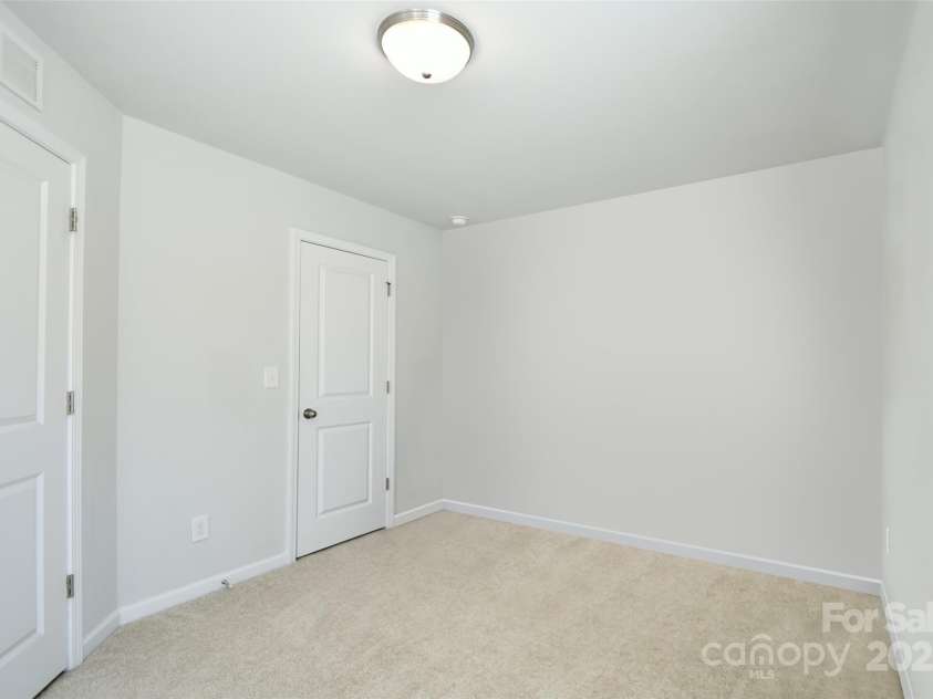 1229 Kohler Avenue, Charlotte, NC 28206.  MLS# CAR4214085, YatesRealty ID 1414. 