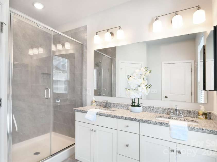 1229 Kohler Avenue, Charlotte, NC 28206.  MLS# CAR4214085, YatesRealty ID 1414. 