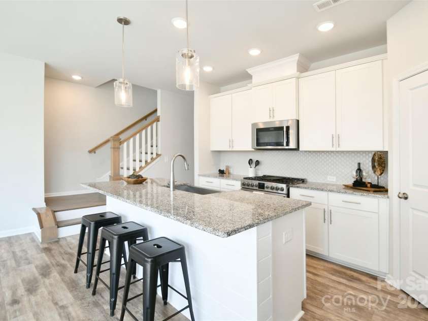 1229 Kohler Avenue, Charlotte, NC 28206.  MLS# CAR4214085, YatesRealty ID 1414. 
