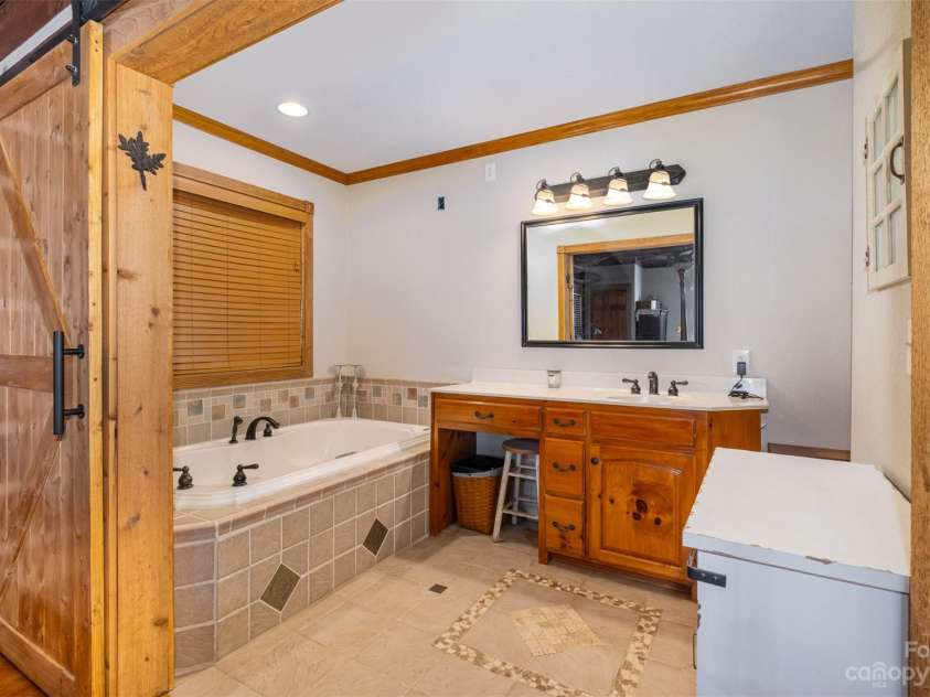 243 Jarab Hill Lane, Statesville, NC 28625.  MLS# CAR4095687, YatesRealty ID 1414. 