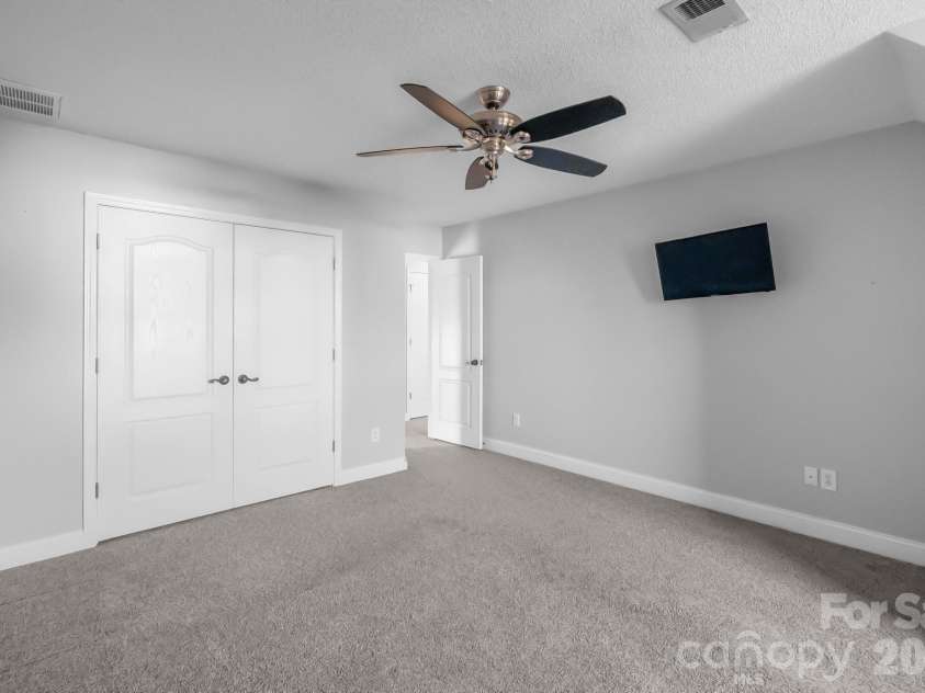 2984 Daffodil Court, Gastonia, NC 28054.  MLS# CAR4337455, YatesRealty ID 14140. 