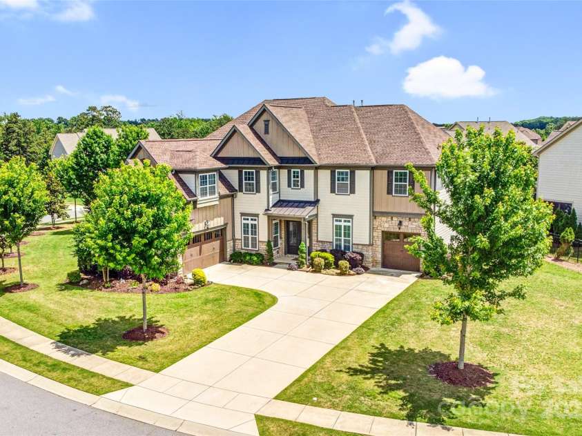 13204 Feale Court, Charlotte, NC 28278.  MLS# CAR4256733, YatesRealty ID 14141. 