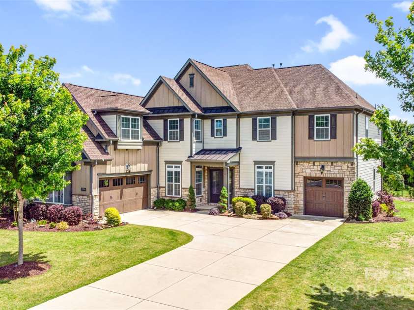 13204 Feale Court, Charlotte, NC 28278.  MLS# CAR4256733, YatesRealty ID 14141. 