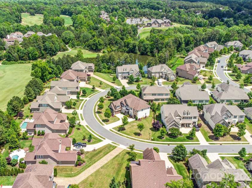 13204 Feale Court, Charlotte, NC 28278.  MLS# CAR4256733, YatesRealty ID 14141. 