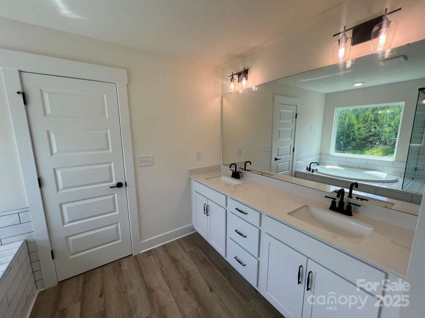 2233 Tabor Road, Sherrills Ford, NC 28673.  MLS# CAR4258239, YatesRealty ID 14142. 