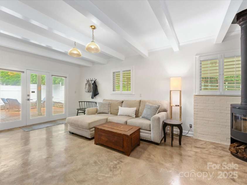 1031 Eldorado Avenue, Charlotte, NC 28262.  MLS# CAR4257964, YatesRealty ID 14143. 