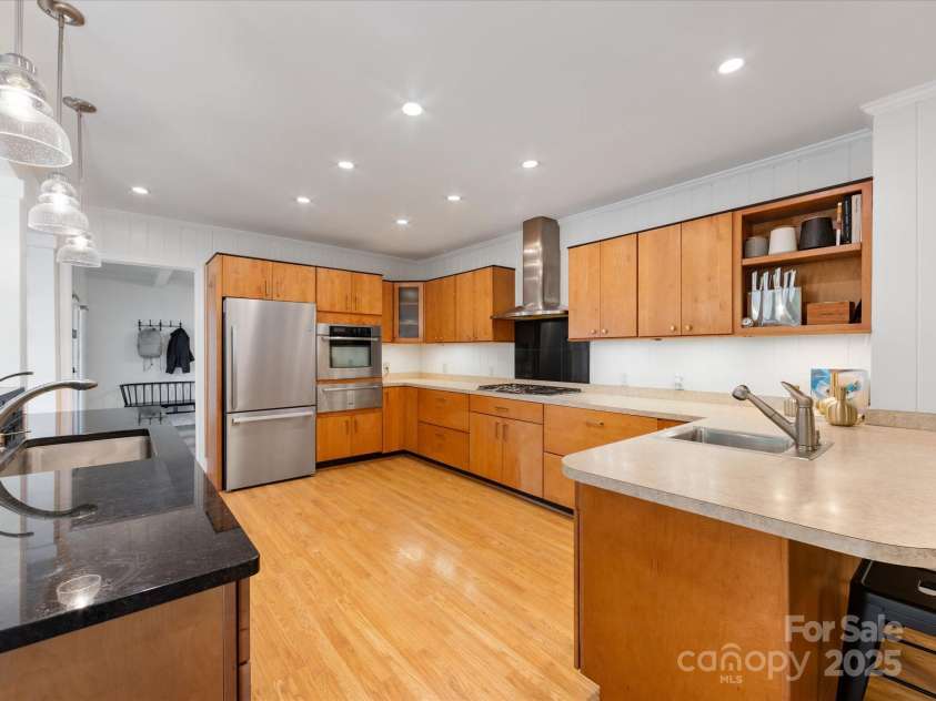 1031 Eldorado Avenue, Charlotte, NC 28262.  MLS# CAR4257964, YatesRealty ID 14143. 