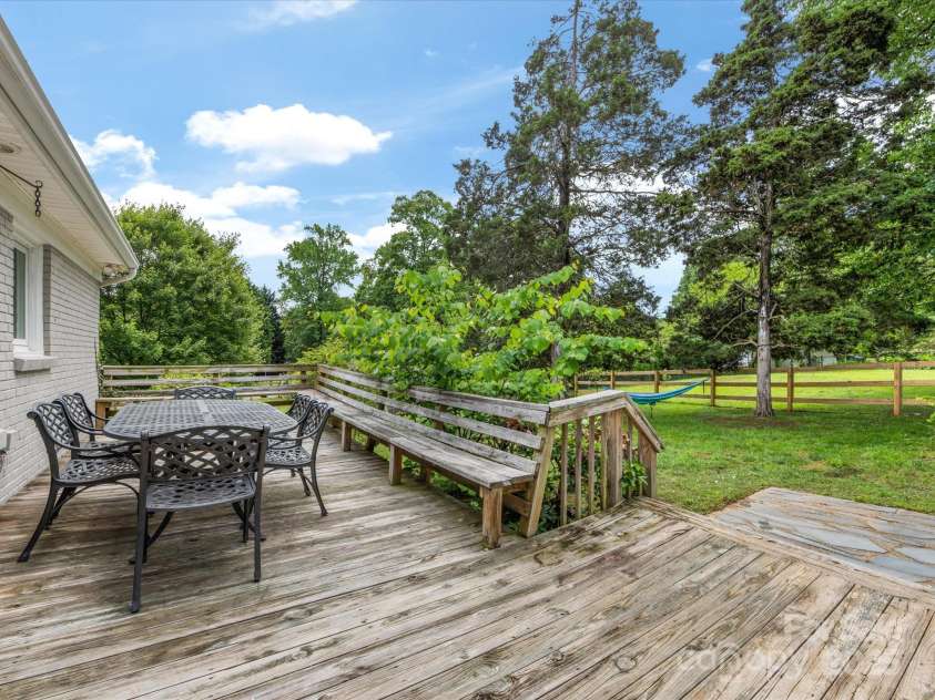 1031 Eldorado Avenue, Charlotte, NC 28262.  MLS# CAR4257964, YatesRealty ID 14143. 