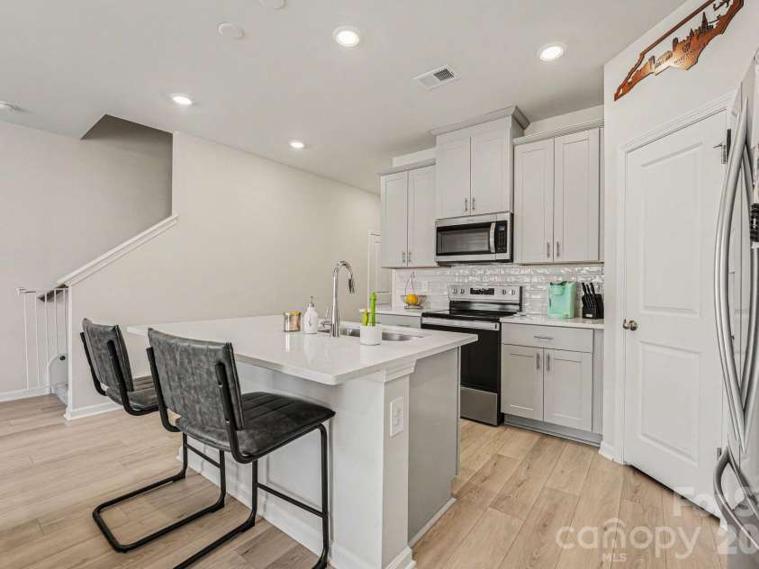 5530 Worrell Way, Kannapolis, NC 28081.  MLS# CAR4371575, YatesRealty ID 14143. 