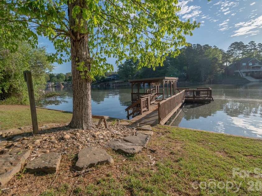 150 Pinehaven Lane, New London, NC 28127.  MLS# CAR4371563, YatesRealty ID 14144. 