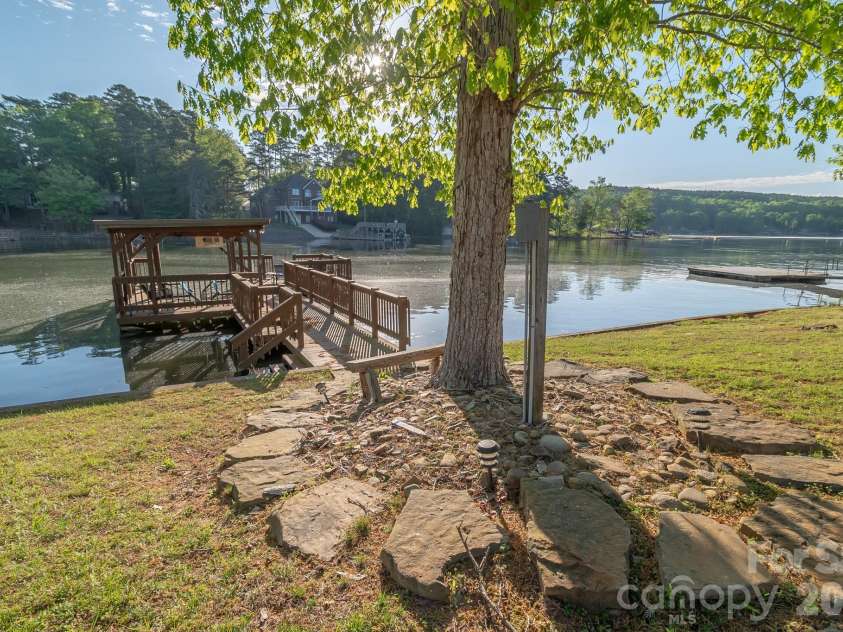 150 Pinehaven Lane, New London, NC 28127.  MLS# CAR4371563, YatesRealty ID 14144. 