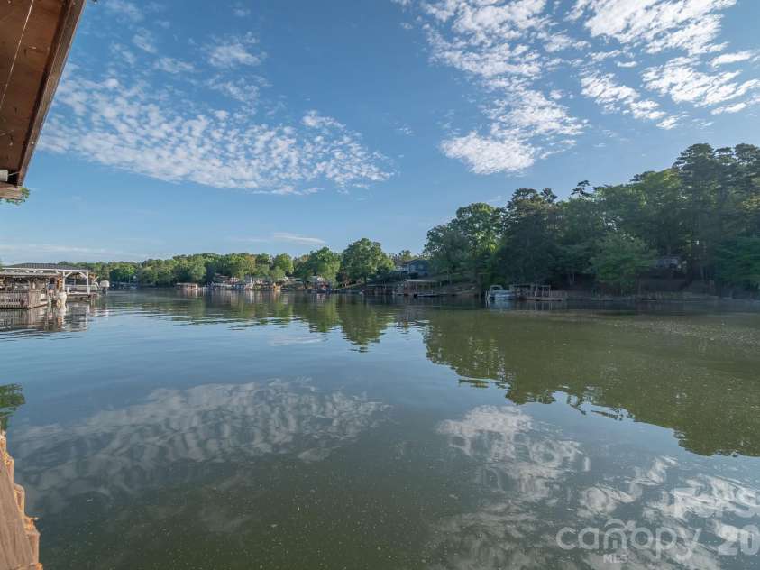 150 Pinehaven Lane, New London, NC 28127.  MLS# CAR4371563, YatesRealty ID 14144. 