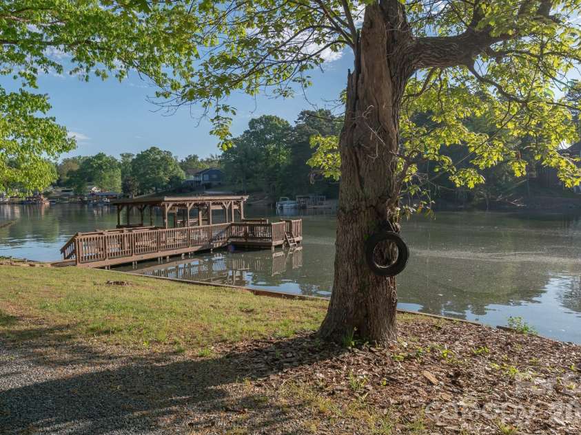 150 Pinehaven Lane, New London, NC 28127.  MLS# CAR4371563, YatesRealty ID 14144. 