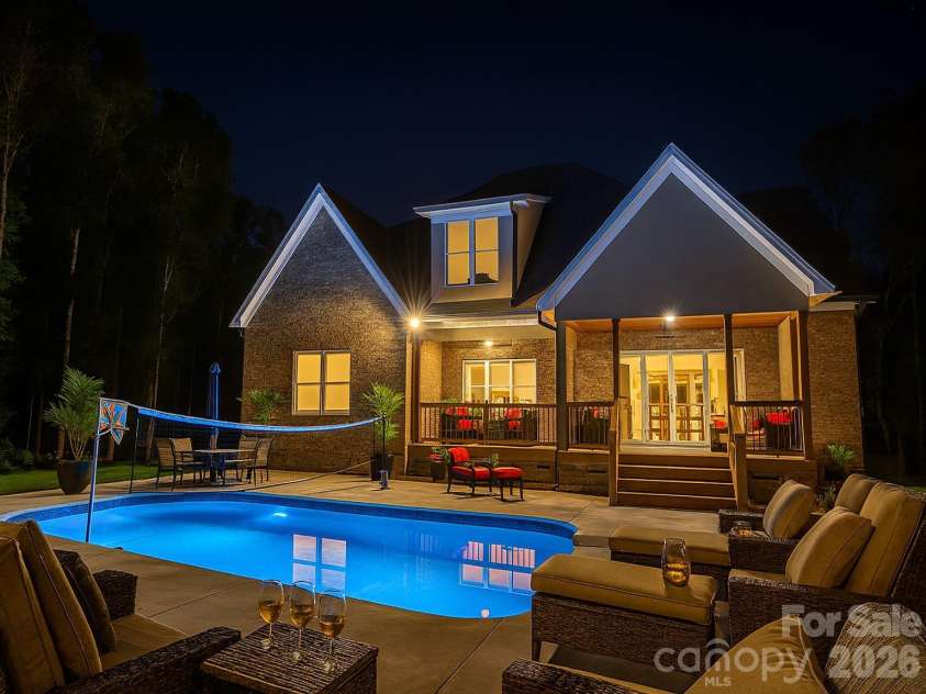 467 COUNTRYWOOD Place, Concord, NC 28025.  MLS# CAR4366043, YatesRealty ID 14145. 