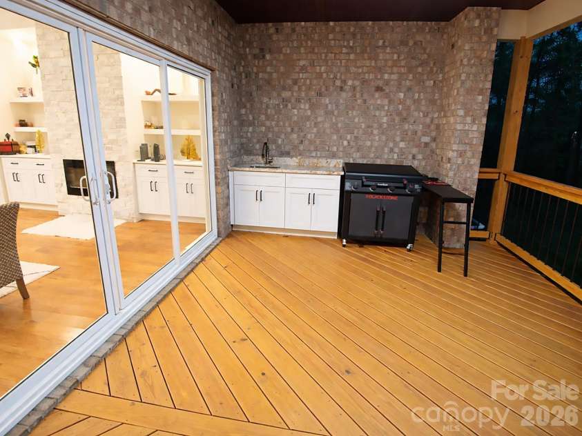 467 COUNTRYWOOD Place, Concord, NC 28025.  MLS# CAR4366043, YatesRealty ID 14145. 