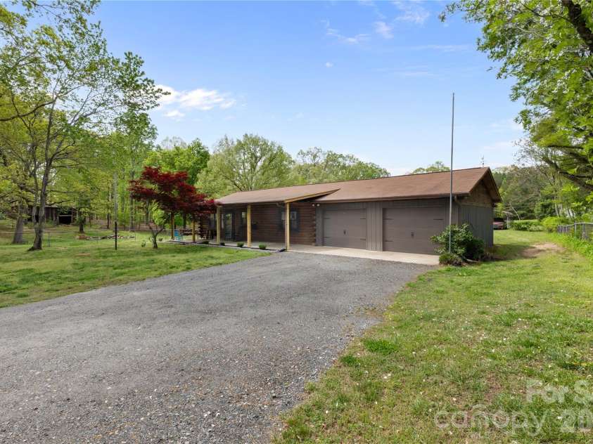 240 Homer Corriher Road, China Grove, NC 28023.  MLS# CAR4366969, YatesRealty ID 14146. 