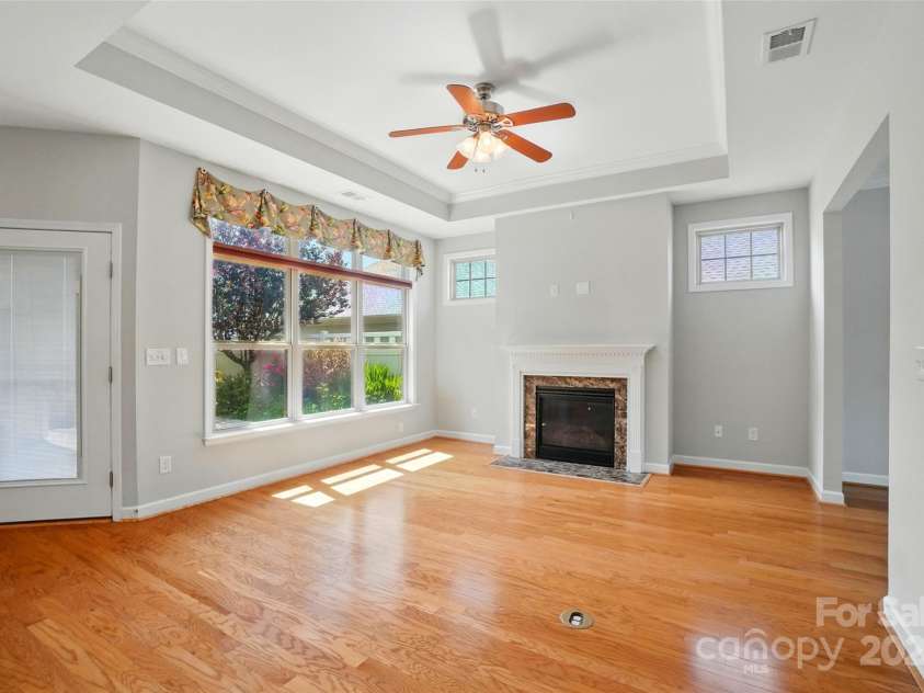 5028 Polo Gate Boulevard, Charlotte, NC 28216.  MLS# CAR4254991, YatesRealty ID 14146. 