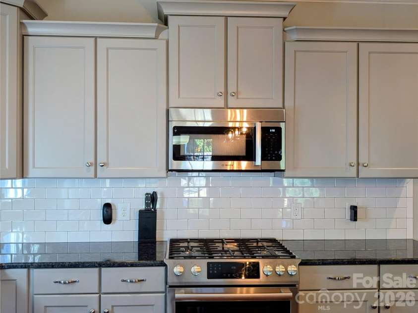 19934 Walter Henderson Road, Cornelius, NC 28031.  MLS# CAR4359188, YatesRealty ID 14148. 