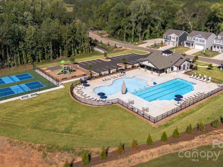 547 Trading Post Lane, York, SC 29745.  MLS# CAR4254228, YatesRealty ID 14148. 