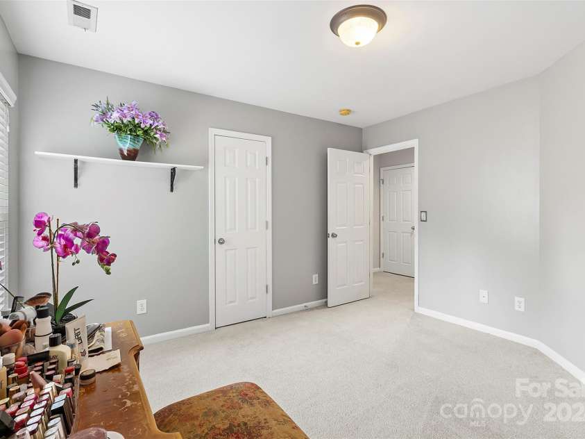 1229 Brecken Court, Kannapolis, NC 28081.  MLS# CAR4178419, YatesRealty ID 14150. 