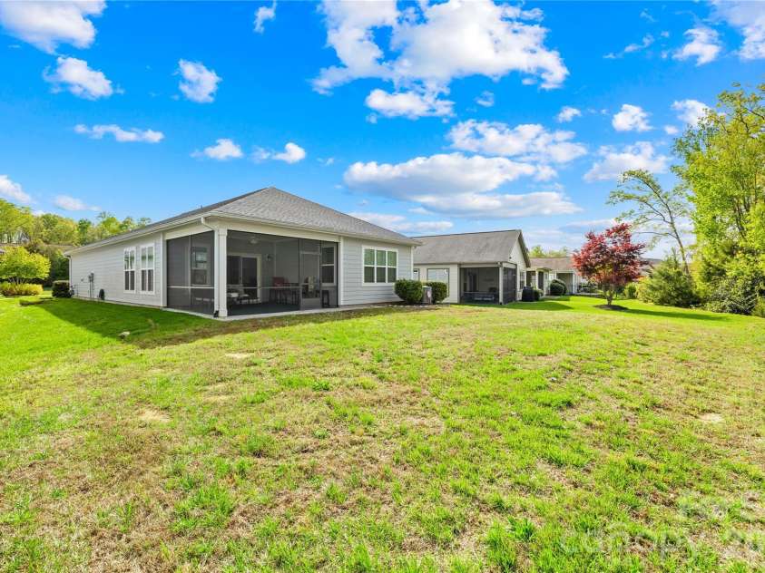 264 Flat Rock Drive, Denver, NC 28037.  MLS# CAR4364100, YatesRealty ID 14151. 