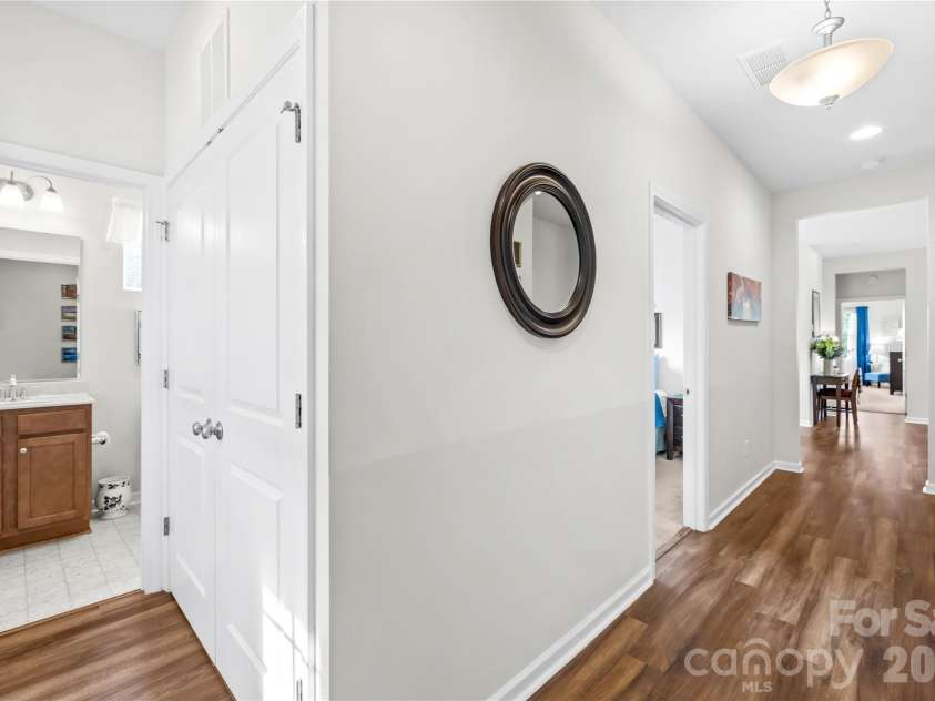 264 Flat Rock Drive, Denver, NC 28037.  MLS# CAR4364100, YatesRealty ID 14151. 