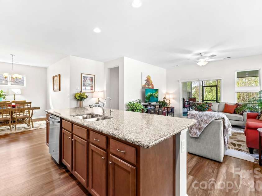 264 Flat Rock Drive, Denver, NC 28037.  MLS# CAR4364100, YatesRealty ID 14151. 