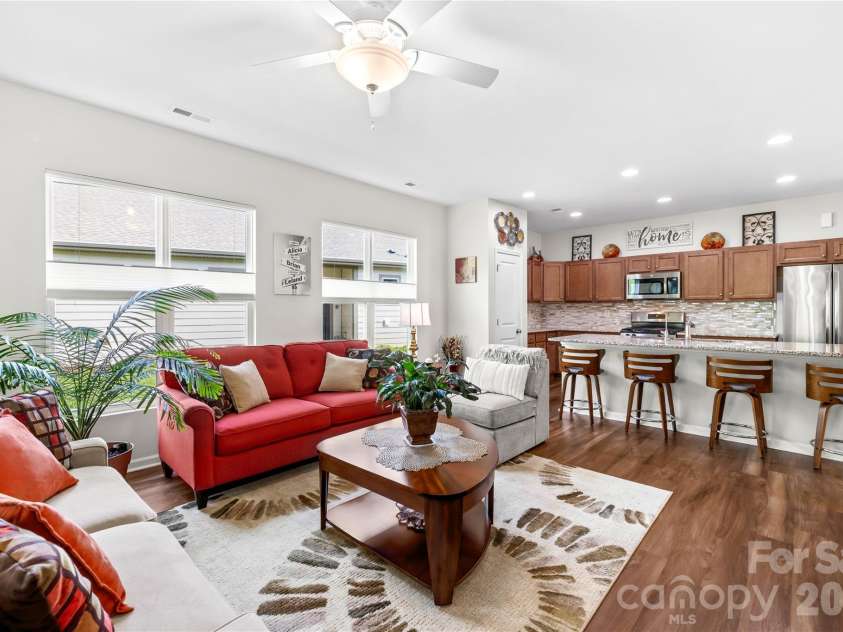 264 Flat Rock Drive, Denver, NC 28037.  MLS# CAR4364100, YatesRealty ID 14151. 