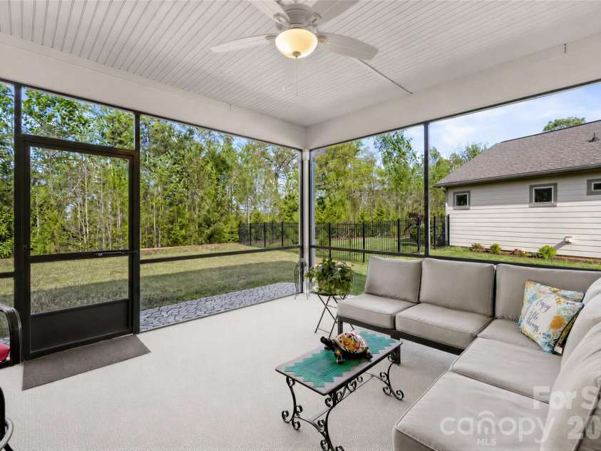 264 Flat Rock Drive, Denver, NC 28037.  MLS# CAR4364100, YatesRealty ID 14151. 