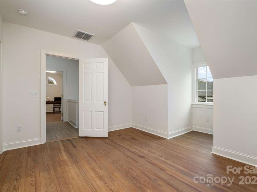 2400 Mecklenburg Avenue, Charlotte, NC 28205.  MLS# CAR4250989, YatesRealty ID 14152. Third floor bedroom