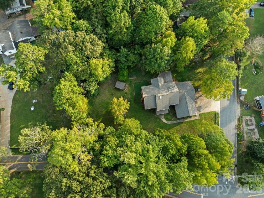 7600 Wallace Lane, Charlotte, NC 28212.  MLS# CAR4344455, YatesRealty ID 14152. Aerial