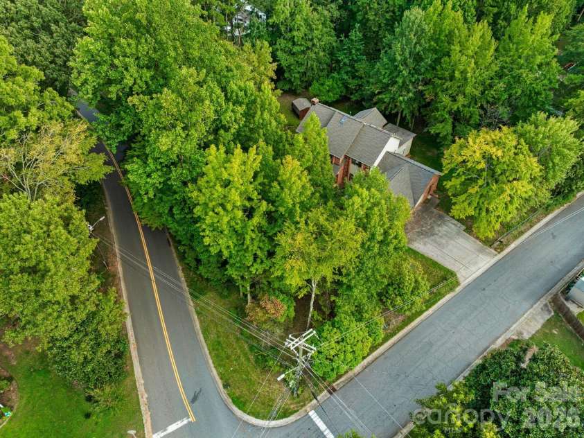 7600 Wallace Lane, Charlotte, NC 28212.  MLS# CAR4344455, YatesRealty ID 14152. Aerial