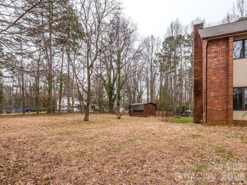 7600 Wallace Lane, Charlotte, NC 28212.  MLS# CAR4344455, YatesRealty ID 14152. Backyard