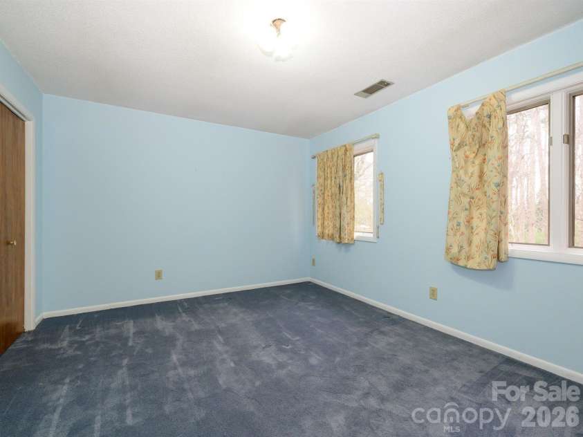 7600 Wallace Lane, Charlotte, NC 28212.  MLS# CAR4344455, YatesRealty ID 14152. Bedroom 4