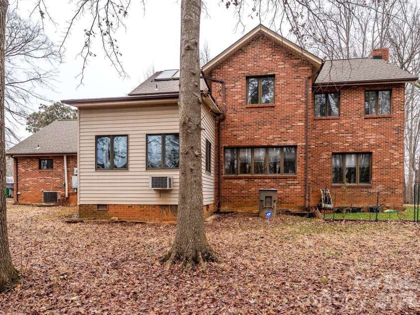 7600 Wallace Lane, Charlotte, NC 28212.  MLS# CAR4344455, YatesRealty ID 14152. Rear Exterior