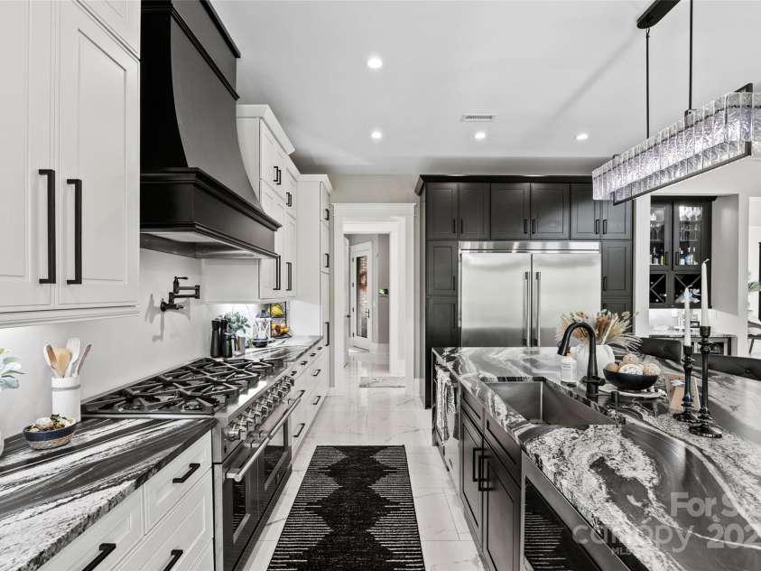 385 Squirrel Lane, Clover, SC 29710.  MLS# CAR4246792, YatesRealty ID 14153. 