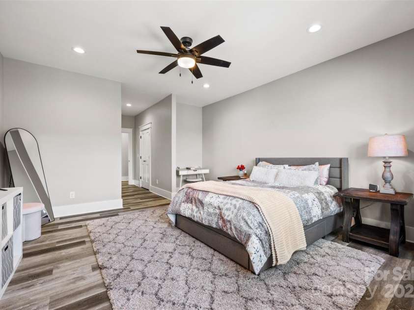 385 Squirrel Lane, Clover, SC 29710.  MLS# CAR4246792, YatesRealty ID 14153. 