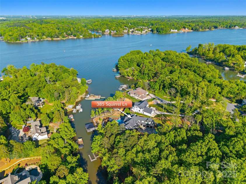 385 Squirrel Lane, Clover, SC 29710.  MLS# CAR4246792, YatesRealty ID 14153. 