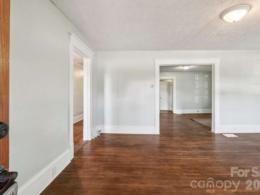 208 Lafayette Street, Salisbury, NC 28144.  MLS# CAR4367247, YatesRealty ID 14155. 