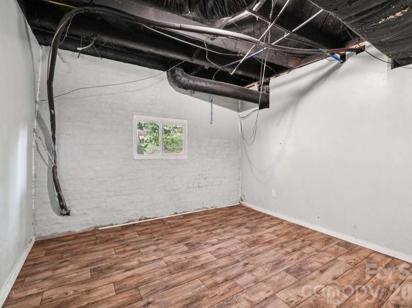 208 Lafayette Street, Salisbury, NC 28144.  MLS# CAR4367247, YatesRealty ID 14155. 