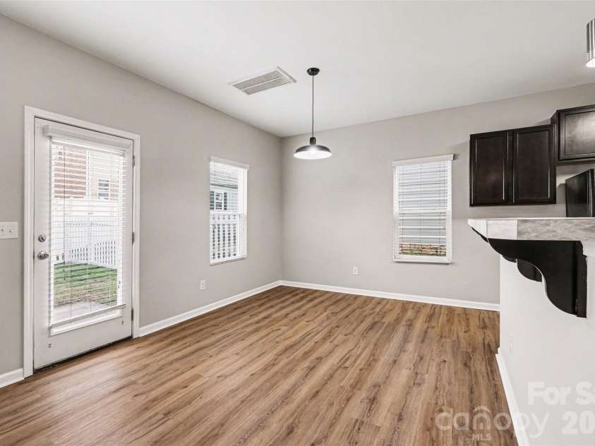 14311 Evening Flight Lane, Charlotte, NC 28262.  MLS# CAR4348964, YatesRealty ID 14156. Dining area