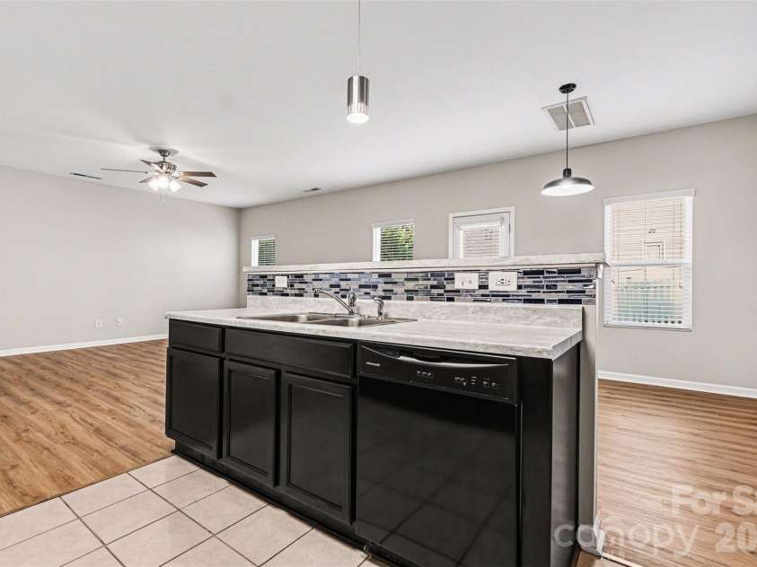 14311 Evening Flight Lane, Charlotte, NC 28262.  MLS# CAR4348964, YatesRealty ID 14156. Kitchen
