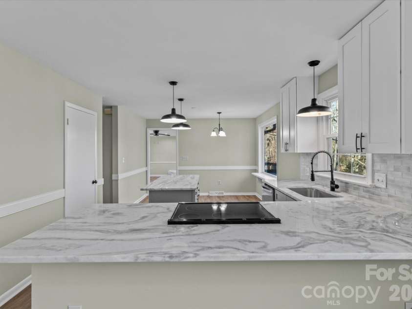 188 Mary Circle, Concord, NC 28025.  MLS# CAR4354373, YatesRealty ID 14157. 