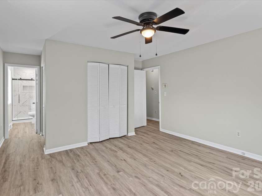 188 Mary Circle, Concord, NC 28025.  MLS# CAR4354373, YatesRealty ID 14157. 