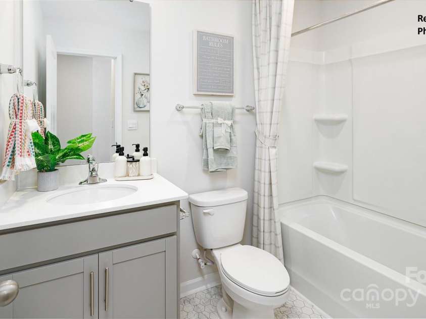 733 Wagon Cross Court, York, SC 29745.  MLS# CAR4254236, YatesRealty ID 14159. 