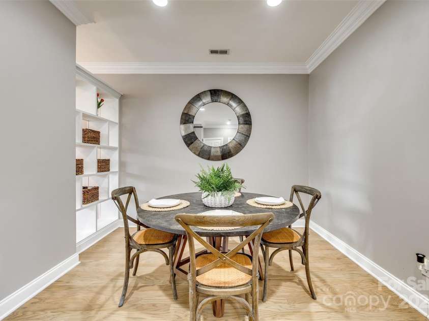 9439 Bonnie Briar Circle, Charlotte, NC 28277.  MLS# CAR4215508, YatesRealty ID 1416. 