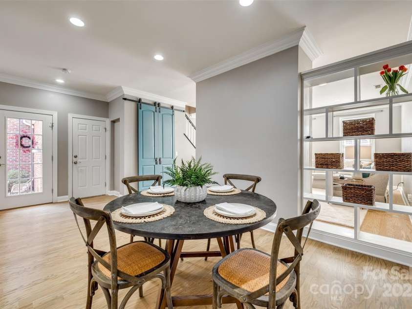 9439 Bonnie Briar Circle, Charlotte, NC 28277.  MLS# CAR4215508, YatesRealty ID 1416. 