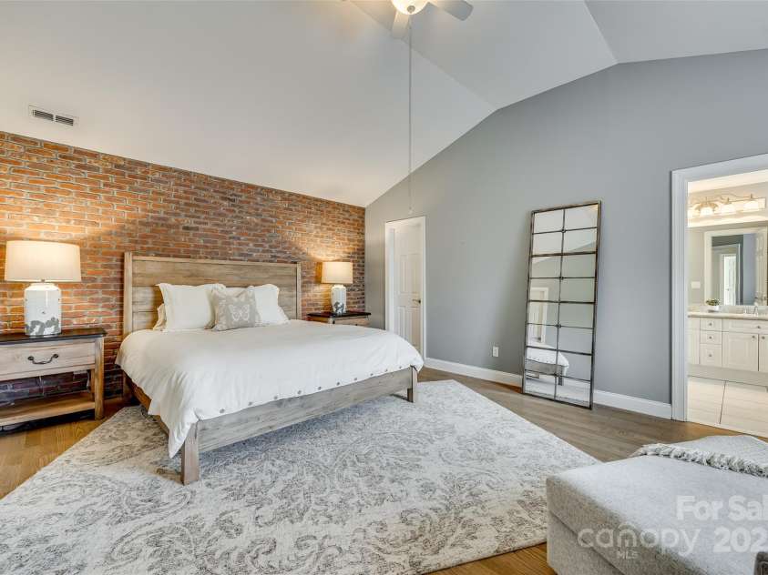 9439 Bonnie Briar Circle, Charlotte, NC 28277.  MLS# CAR4215508, YatesRealty ID 1416. 