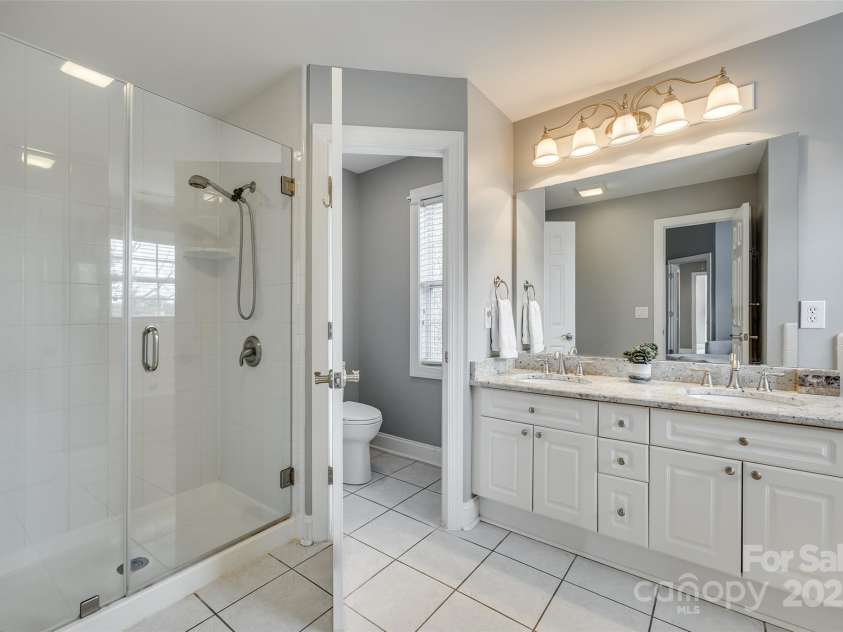 9439 Bonnie Briar Circle, Charlotte, NC 28277.  MLS# CAR4215508, YatesRealty ID 1416. 